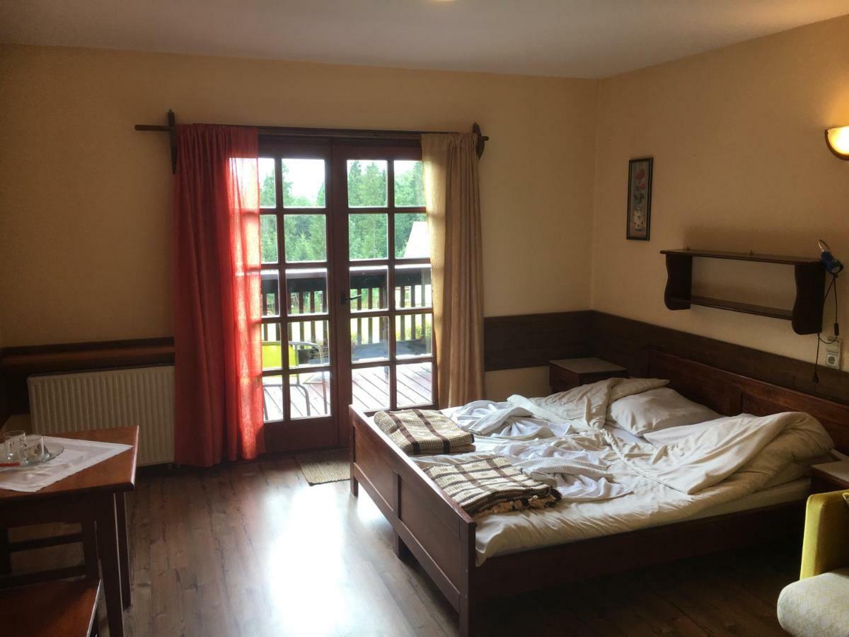Gosciniec Pod Smrekami Bed & Breakfast Czorsztyn Bagian luar foto