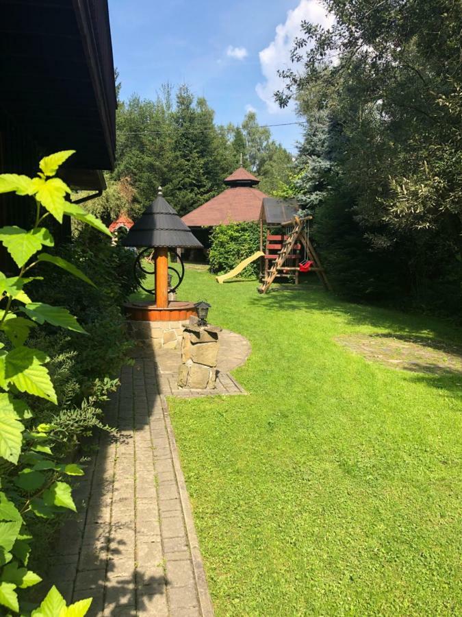 Gosciniec Pod Smrekami Bed & Breakfast Czorsztyn Bagian luar foto